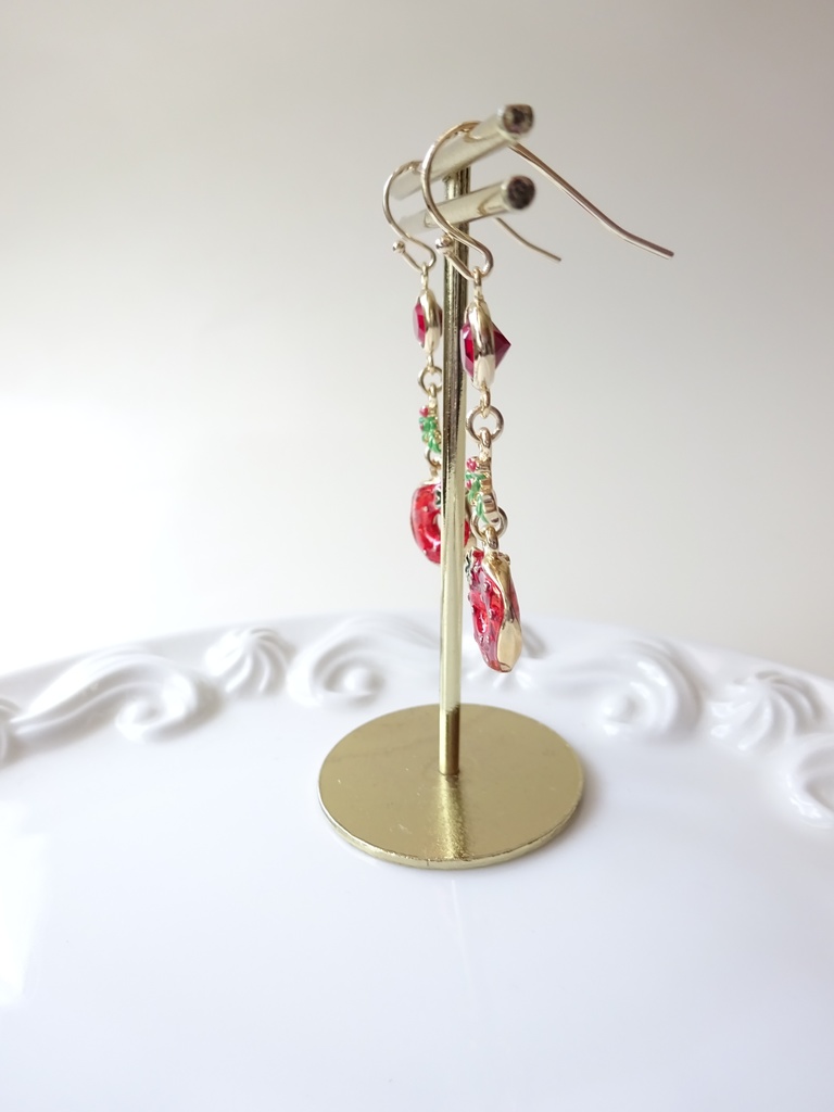 苺のクリスマスドーナツ(イヤリングOK)