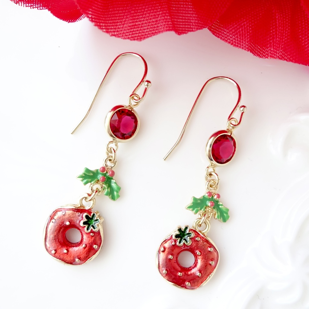 苺のクリスマスドーナツ(イヤリングOK)