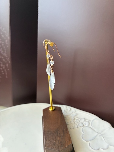 天然石&K14gf 水晶のフロストリーフB ピアス(イヤリングOK)