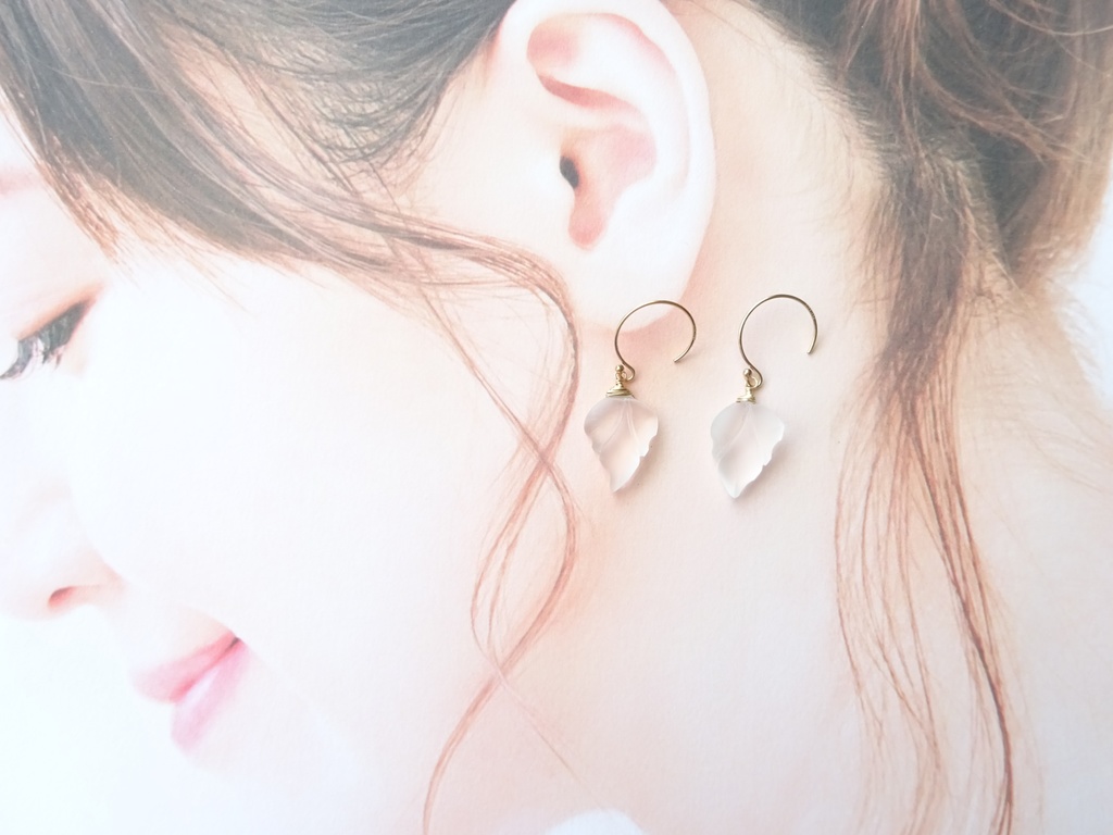 天然石&K14gf水晶のフロストリーフA ピアス(イヤリングOK)