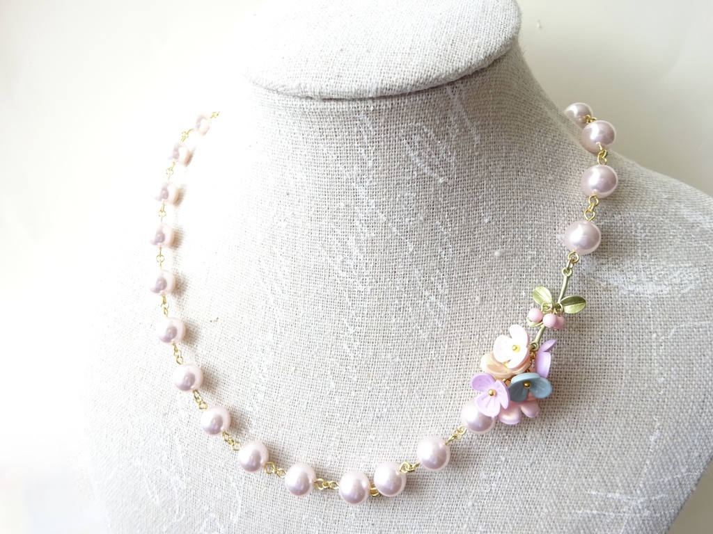 桜色パールのネックレス