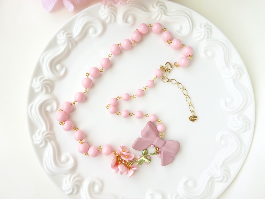 苺ミルクのキャンディーネックレス