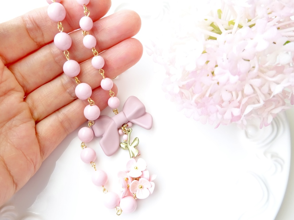 苺ミルクのキャンディーネックレス