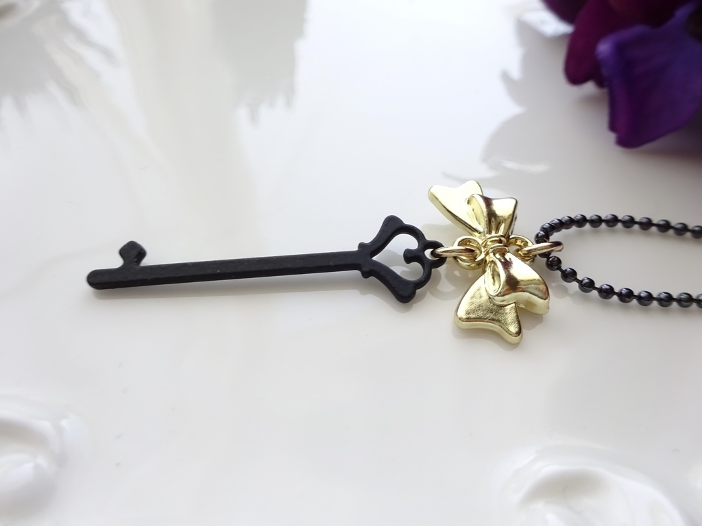 ハートの鍵のネックレス