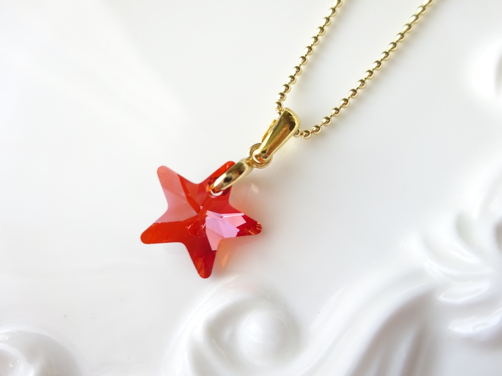 スカーレットスター・ネックレス