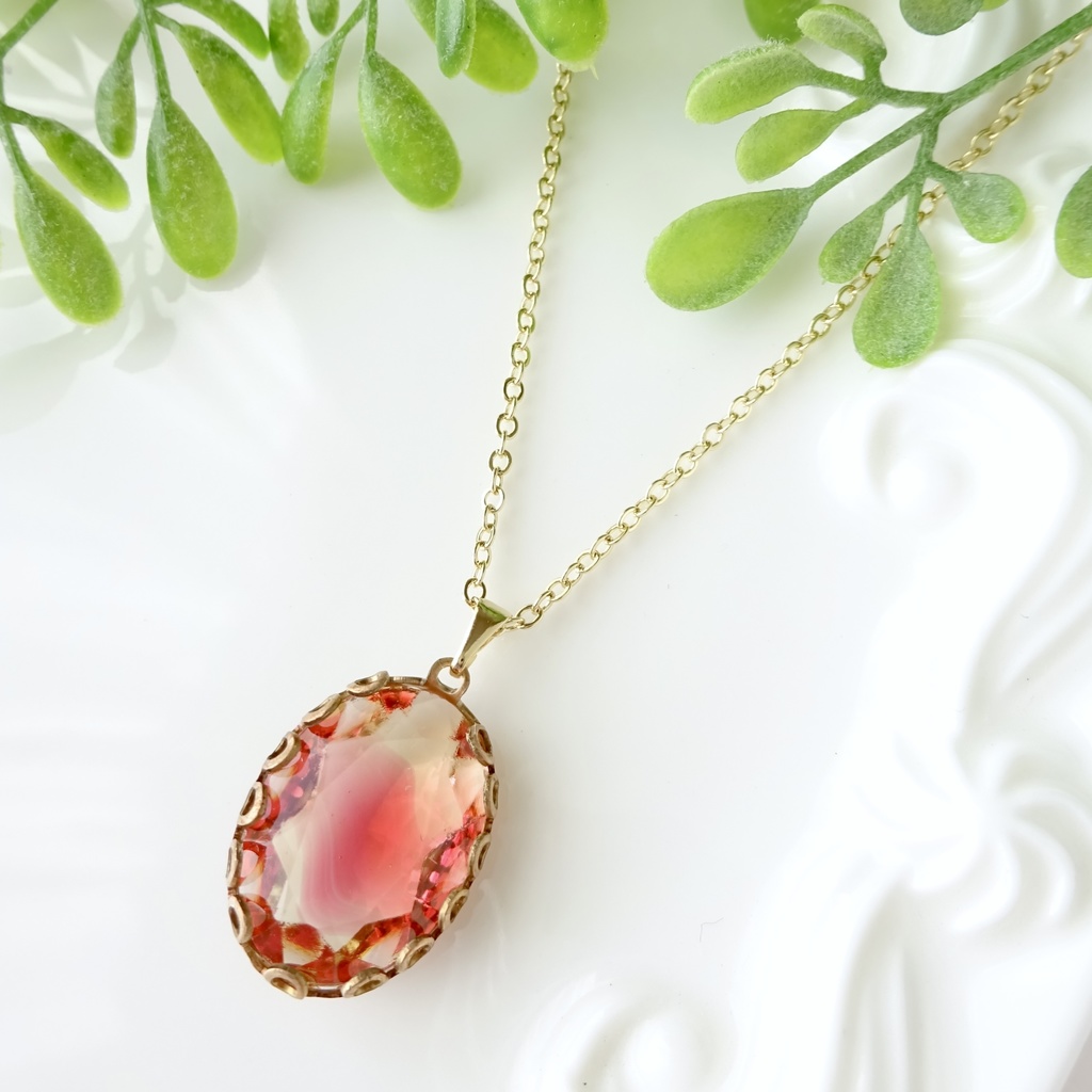 りんご飴のネックレス(ヴィンテージ)