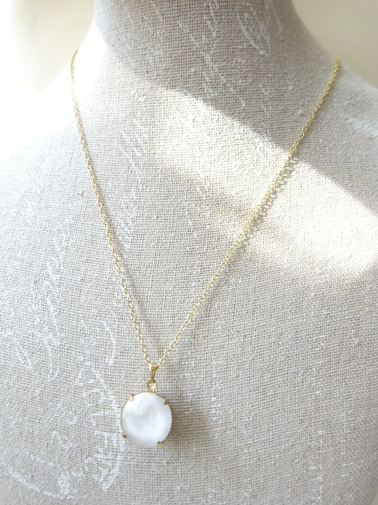 真冬の湖*ネックレス(ヴィンテージ)