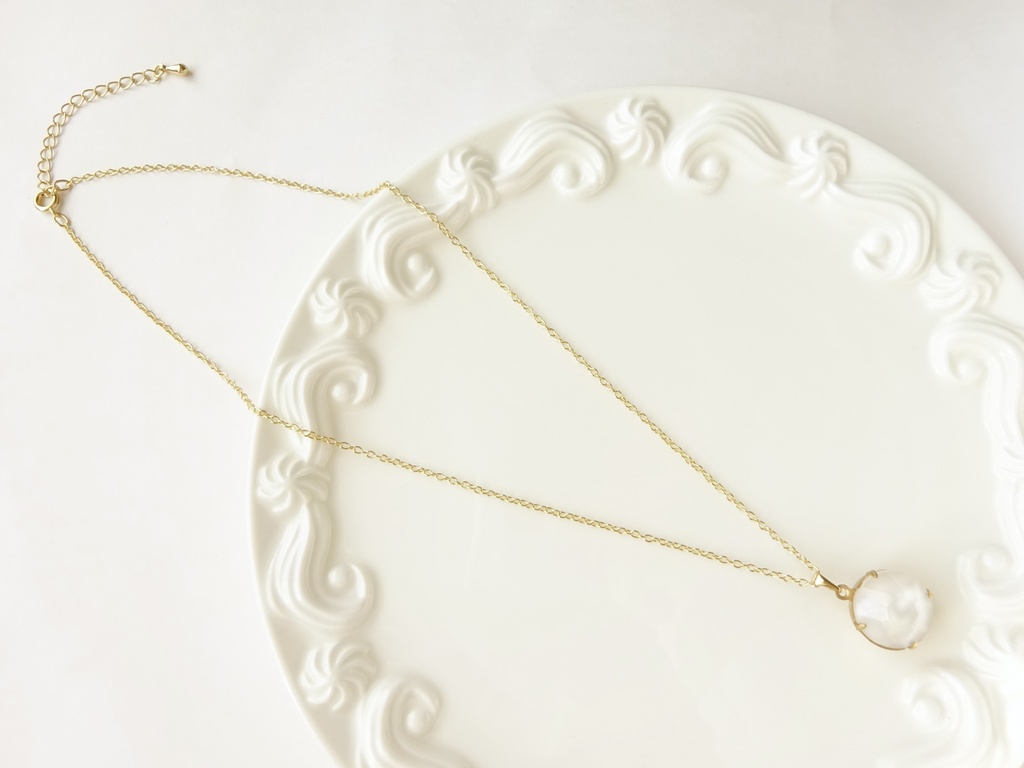 真冬の湖*ネックレス(ヴィンテージ)