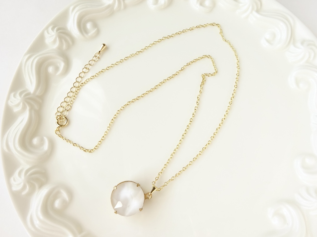 真冬の湖*ネックレス(ヴィンテージ)