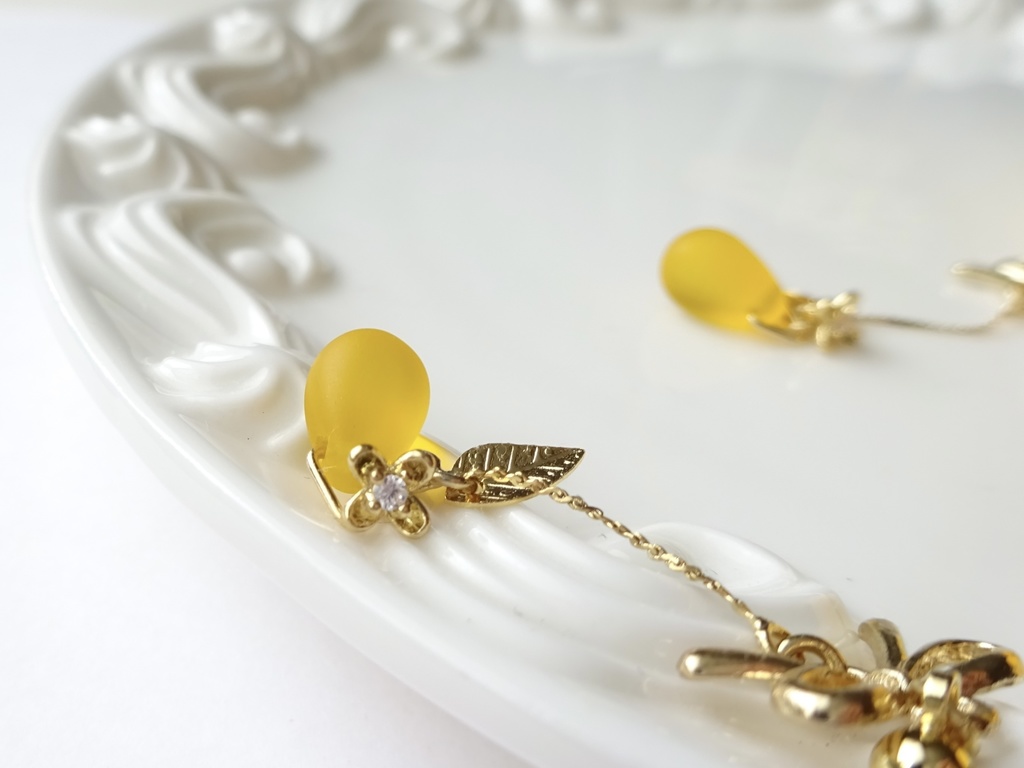 スプリングフラワードロップ・イエロー(イヤリングOK)