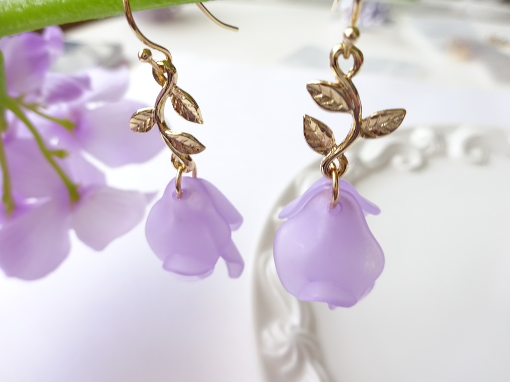 リトルローズ・ラベンダー(イヤリングOK)