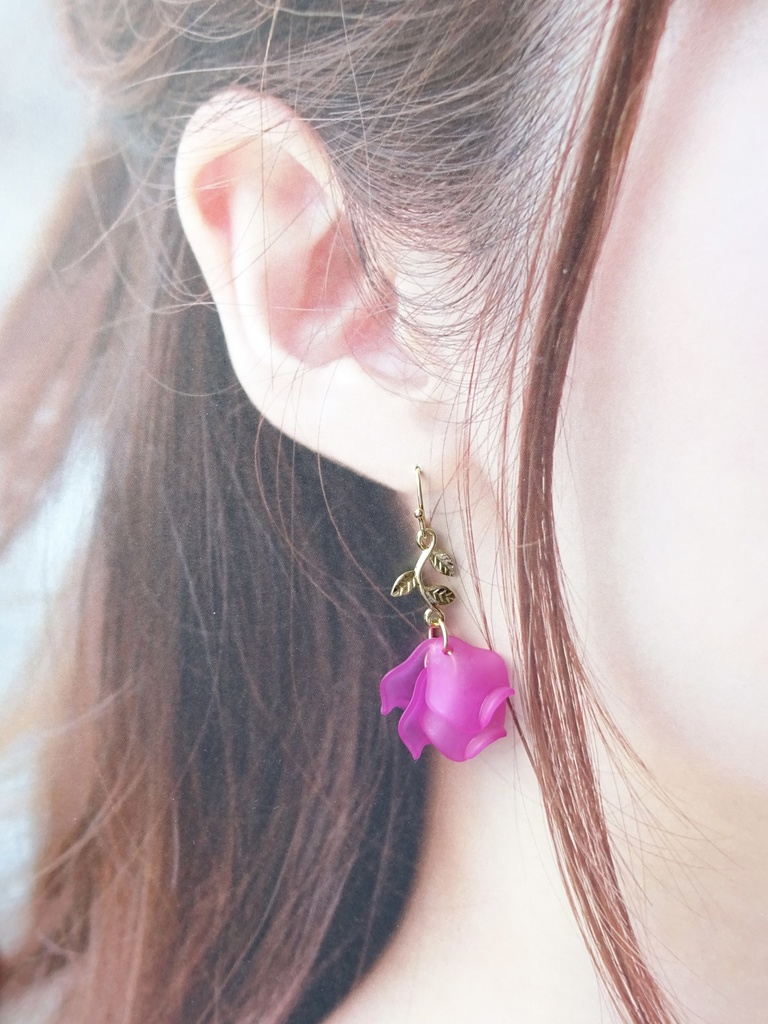 リトルローズ・フューシャピンク(イヤリングOK)