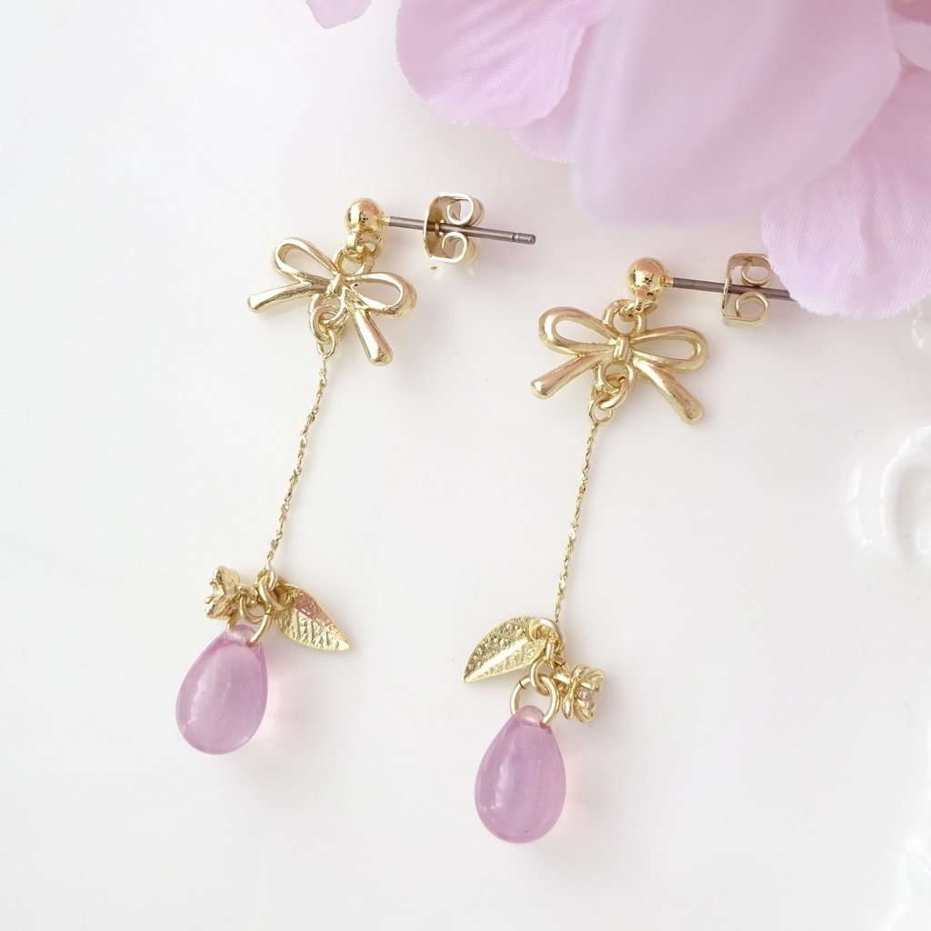 スプリングフラワードロップ・ミルキーピンク(イヤリングOK)