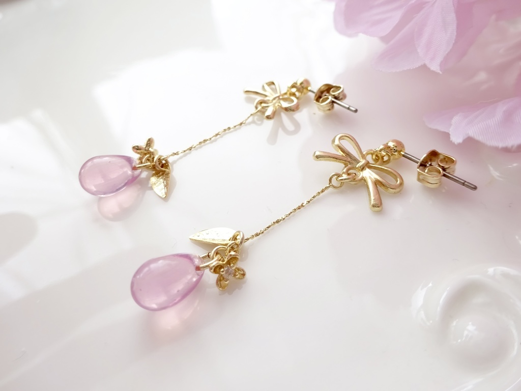 スプリングフラワードロップ・ミルキーピンク(イヤリングOK)