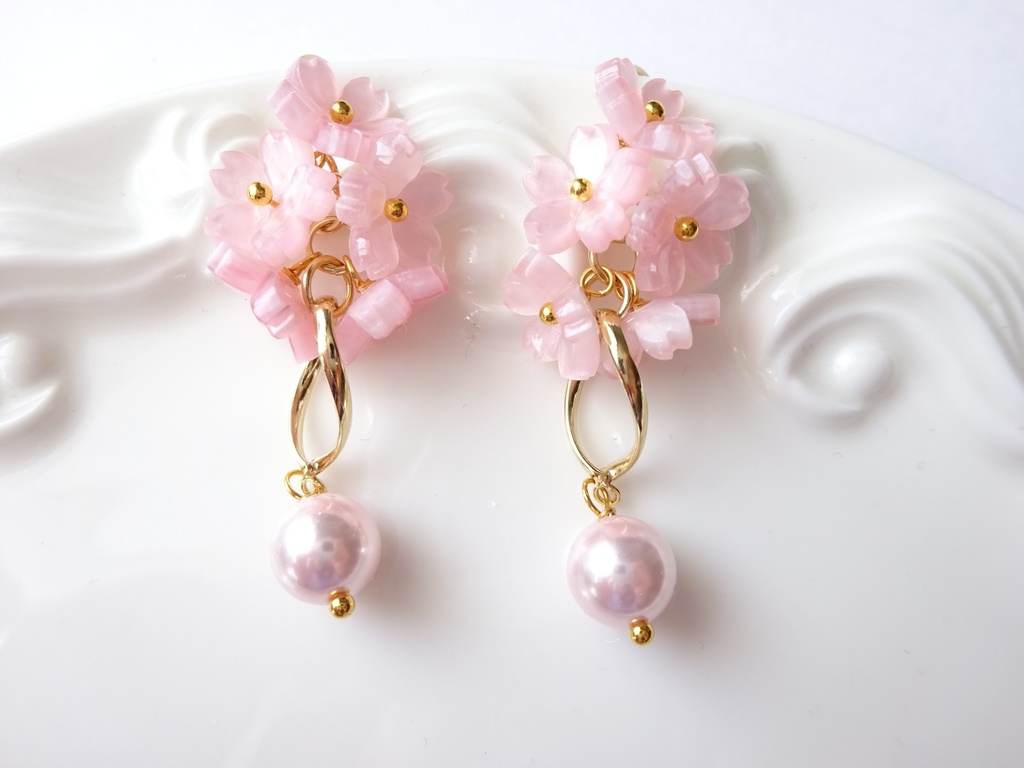 桜ガーデンB ピアス(イヤリングOK)