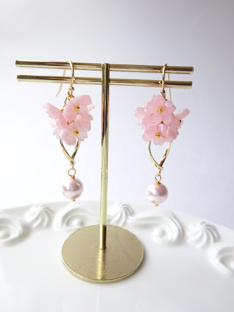 桜ガーデンB ピアス(イヤリングOK)