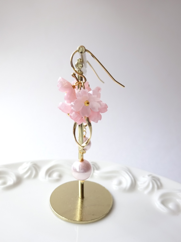 桜ガーデンB ピアス(イヤリングOK)