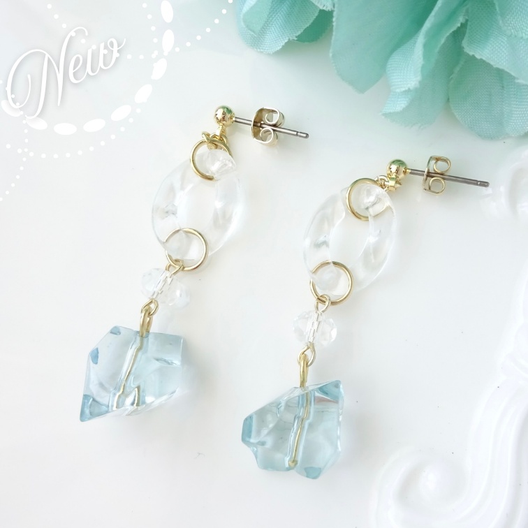 8/17発売＊サマーウォーターピアス・アクアブルー(イヤリングOK)