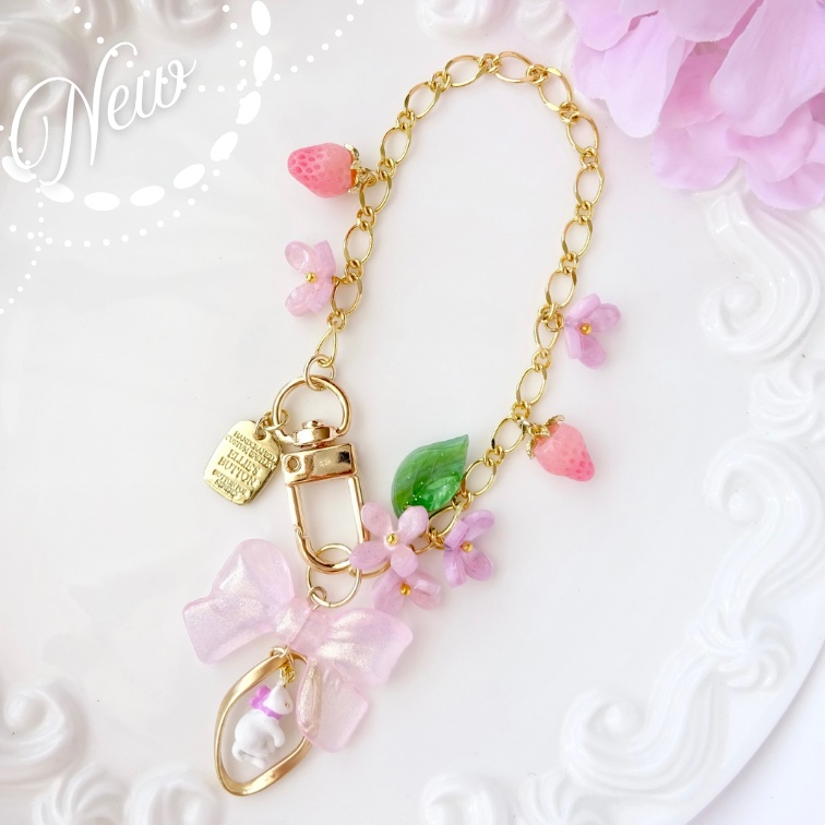  8/29発売＊子猫といちごのバッグチャーム