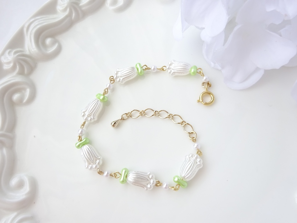 9/17発売*ブルーベリーの花のブレスレット