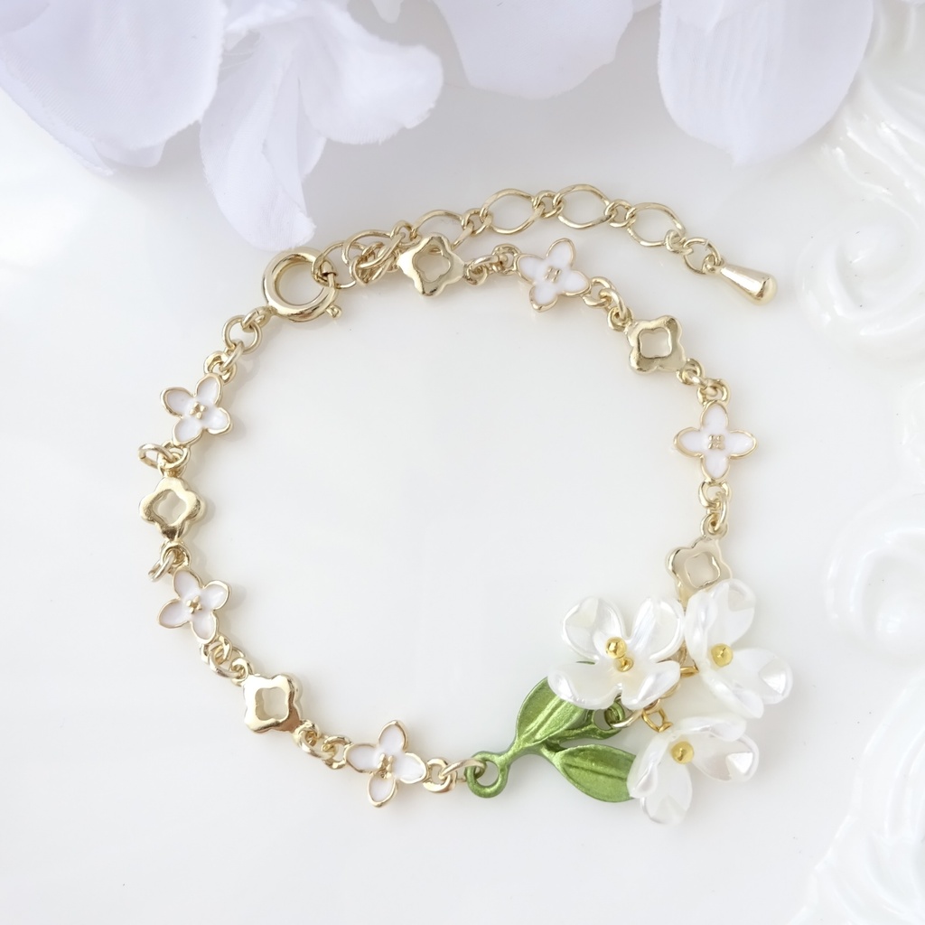9/17発売*白紫陽花のブレスレット