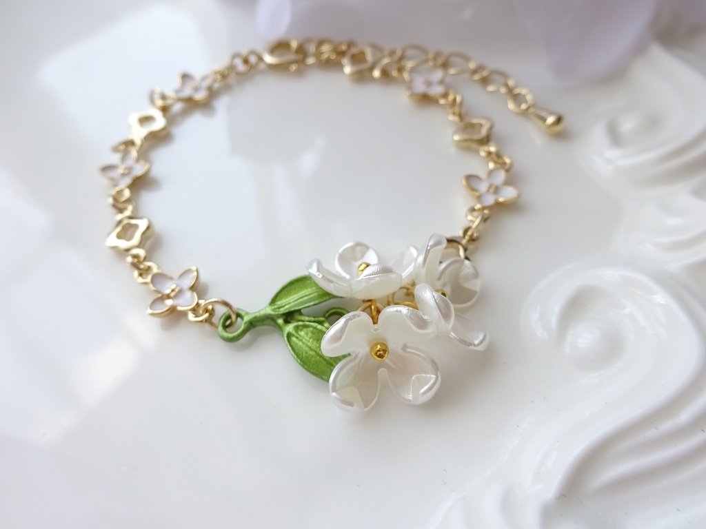 9/17発売*白紫陽花のブレスレット