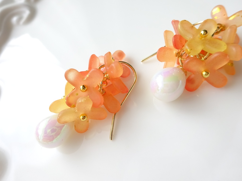 10/17発売*金木犀とパールドロップのピアス(イヤリングOK)