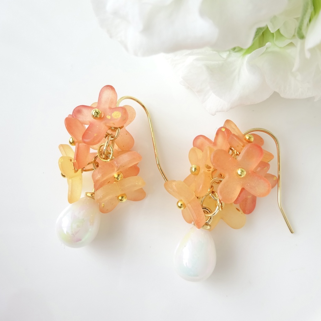 10/17発売*金木犀とパールドロップのピアス(イヤリングOK)