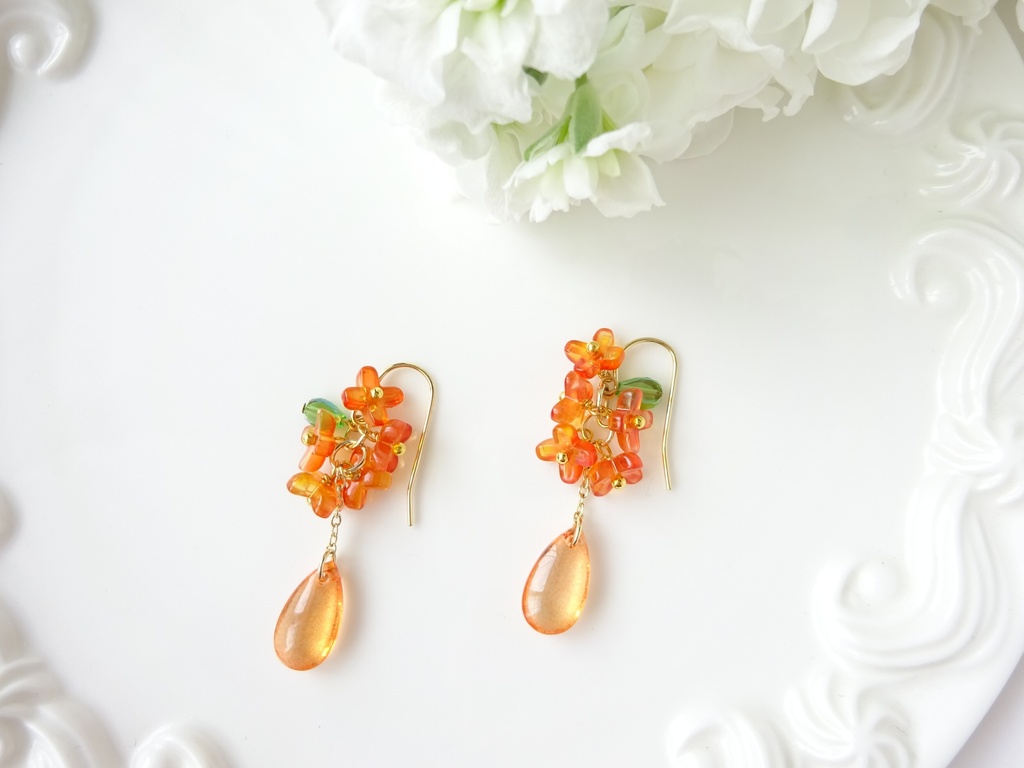 10/17発売*金木犀のオレンジドロップピアス(イヤリングOK)