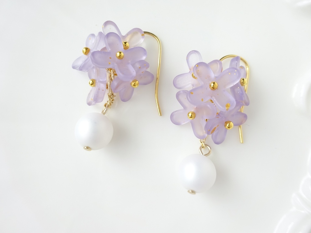 10/22発売*カランコエのお花ピアス・ライトパープル(イヤリングOK)
