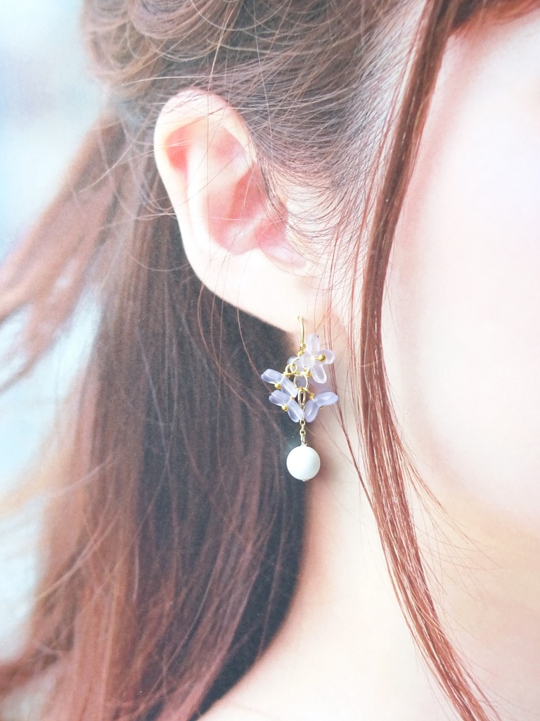 10/22発売*カランコエのお花ピアス・ライトパープル(イヤリングOK)