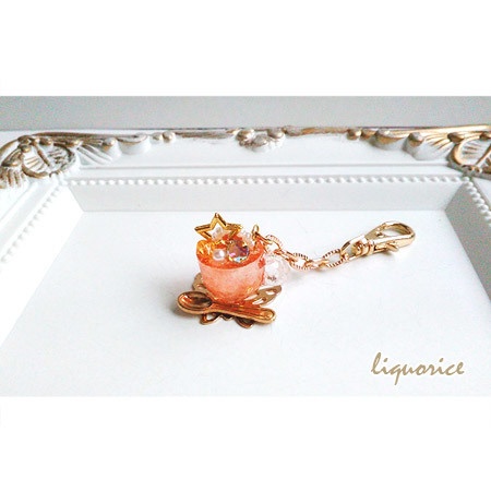 ティーカップのバッグチャーム