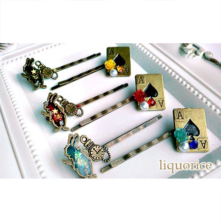 時計うさぎとトランプのヘアピン