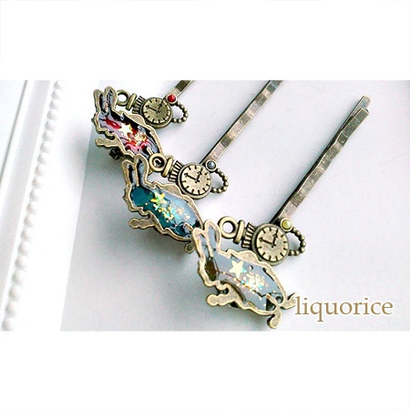 時計うさぎとトランプのヘアピン