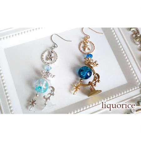 青色と金色の天球儀ピアス・イヤリング(片耳用)