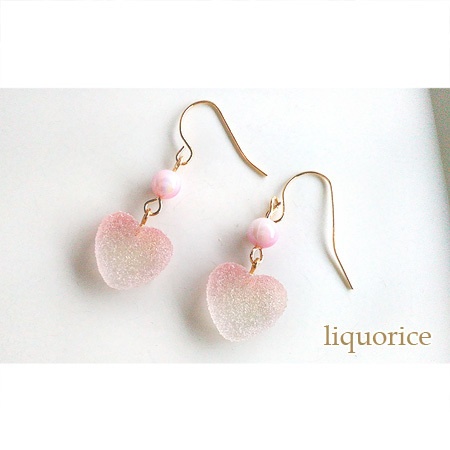ハートのシュガーキャンディーのピアス・イヤリング