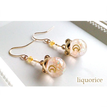 くまのピアス・イヤリング