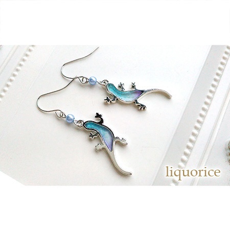 トカゲのピアス・イヤリング(水色&紫)