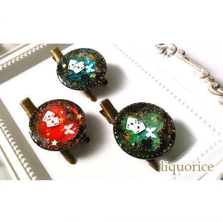 クローバーとトランプのブローチ・クリップピン