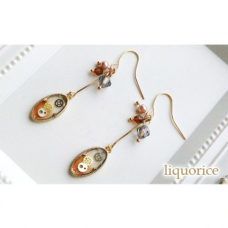 歯車のオーバルピアス・イヤリング