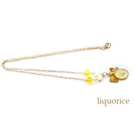 ミモザのネックレス・ペンダント