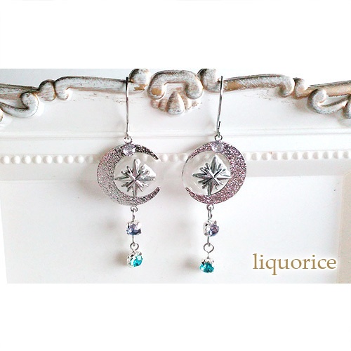 月と星のピアス・イヤリング