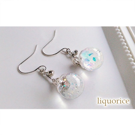 しゃぼん玉のピアス・イヤリング