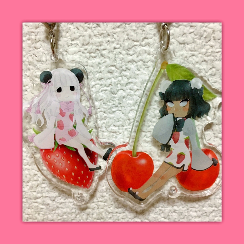 苺苺と朱朱 アクリルキーホルダー