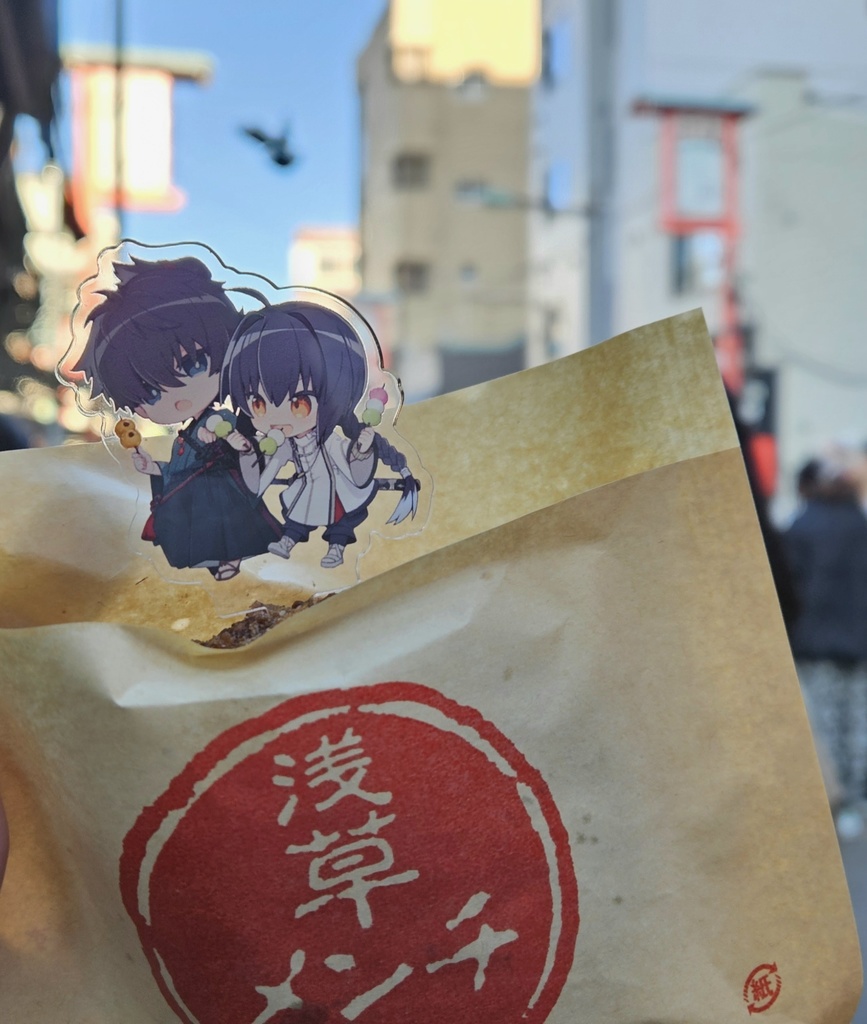 ■伊織&セイバー食べ歩きアクリルピック(送料込)