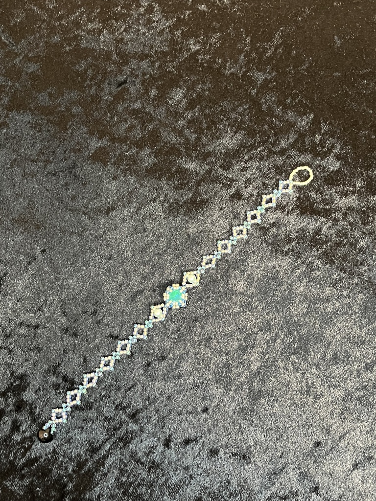 【オリジナル】水のブレスレット《ビーズステッチ》