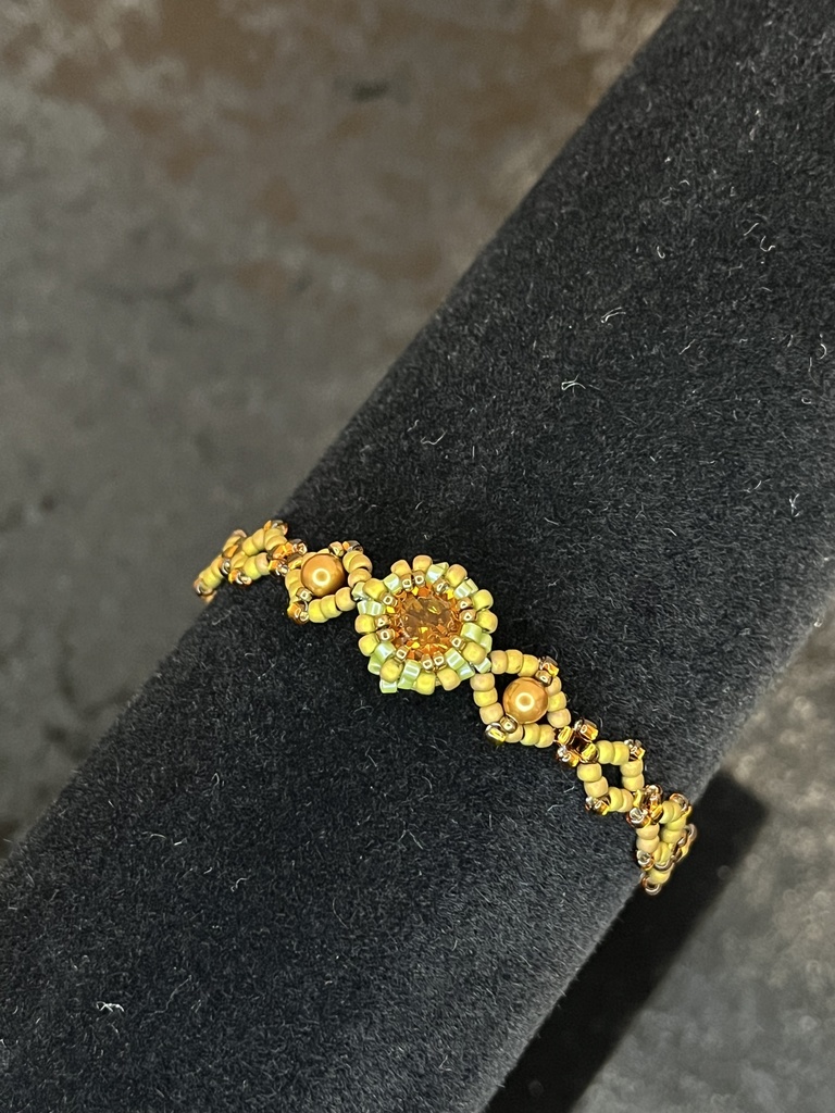 【オリジナル】土のブレスレット《ビーズステッチ》