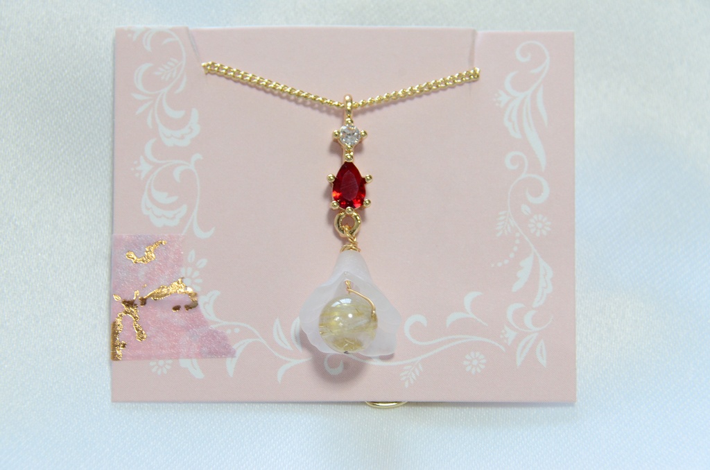 クーデリアイメージのネックレス