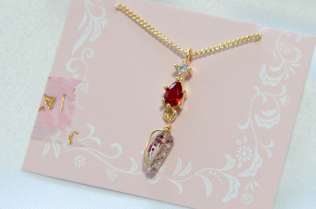 オルガイメージのネックレス