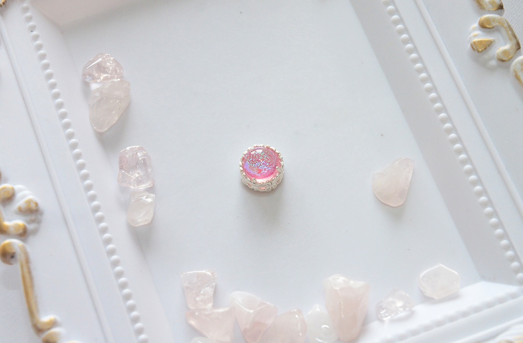 リドルイメージのホロガラスのアンティークピアス(シルバー片耳、イヤリング変更OK)